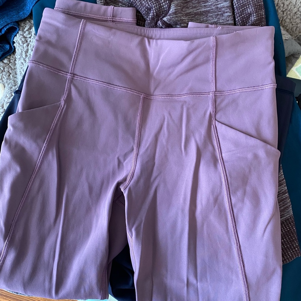 lululemon leggings - time to sweat crop